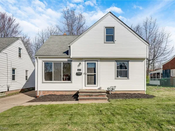 1677 Douglas Rd, Wickliffe, OH 44092