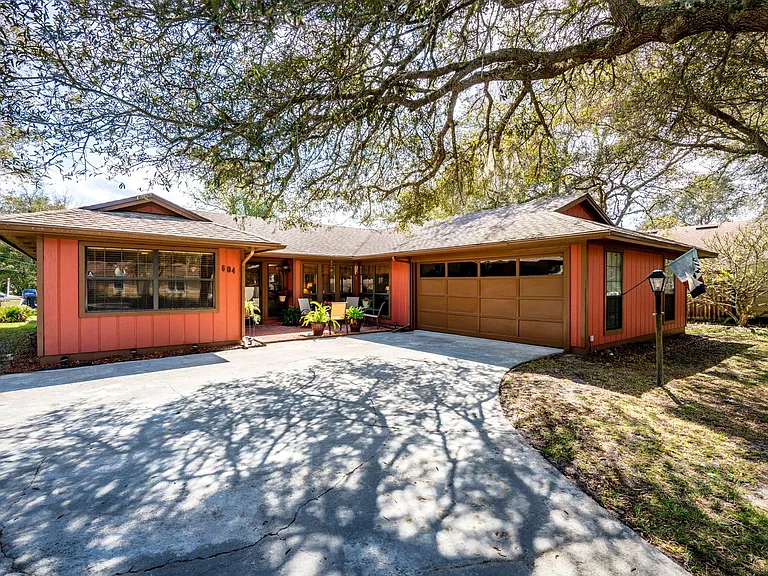 604 Alicante Rd — Photo 1