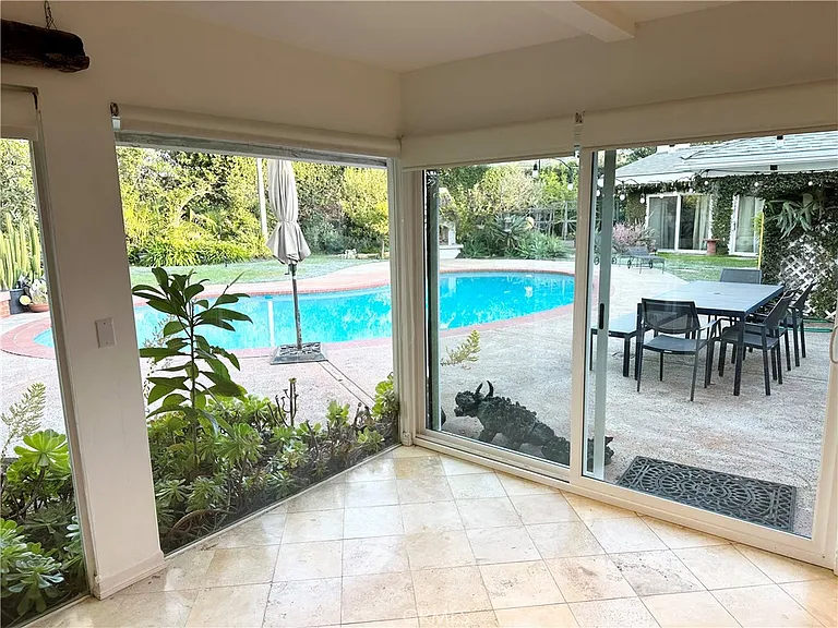 27424 Rainbow Ridge Rd — Photo 13