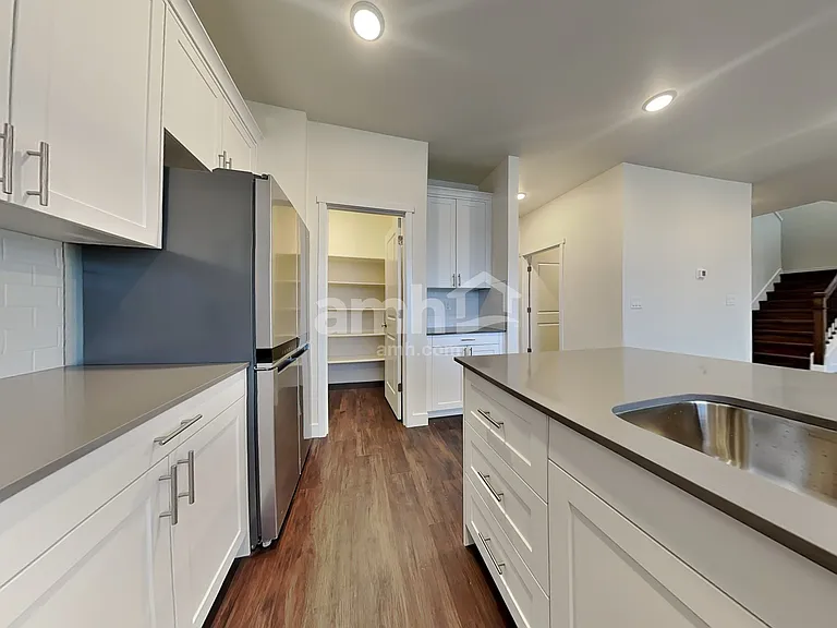 7829 Verona Loop SW — Photo 3