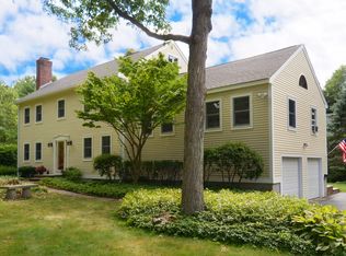 10 Emerson Cir, Beverly, MA 01915