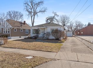 1209 13th Ave, Green Bay, WI 54304