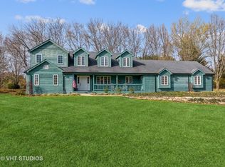6N724 Palomino Dr, Saint Charles, IL