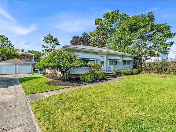 2nd image of 3111 Liggett Dr