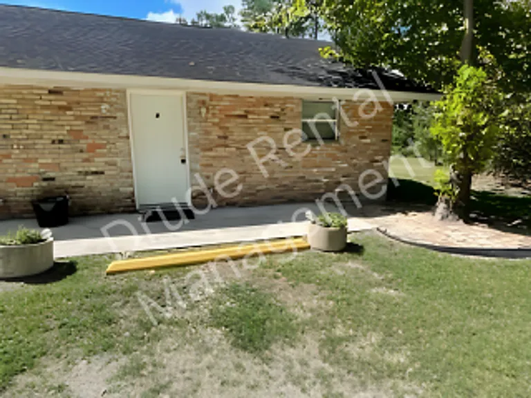 12461 Wardline Rd — Photo 1