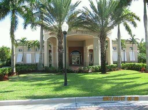 2nd image of 12842 SW 31st St