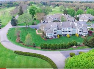 9 Eagle Dr, North Kingstown, RI 02852