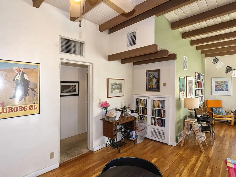 1521 E Mabel St #A — Photo 16