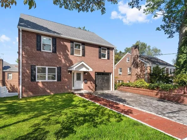 43 Pershing Avenue, Yonkers, NY 10705