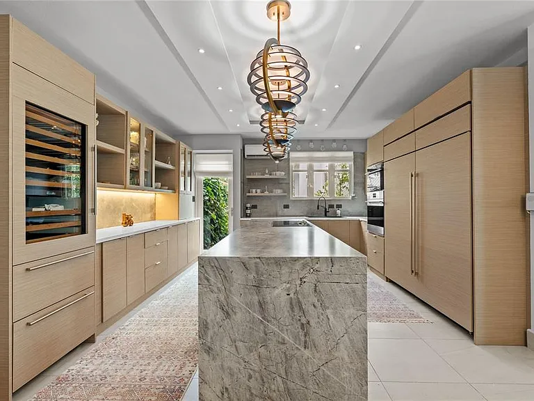 370 Dorado Bch E — Photo 20