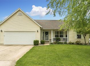 4019 Treeshadow Dr, Saint Peters, MO
