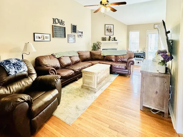 509 Pine View Ct, Hermitage, TN 37076