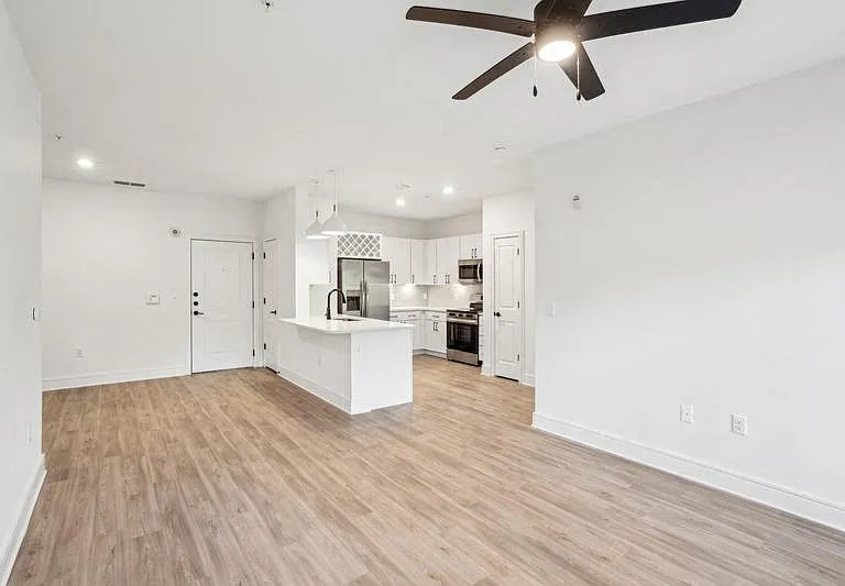 Tropia Luxury Apartments — Photo 160