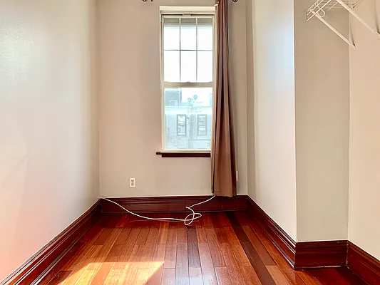 Rented by Garfield Realty  | media 7