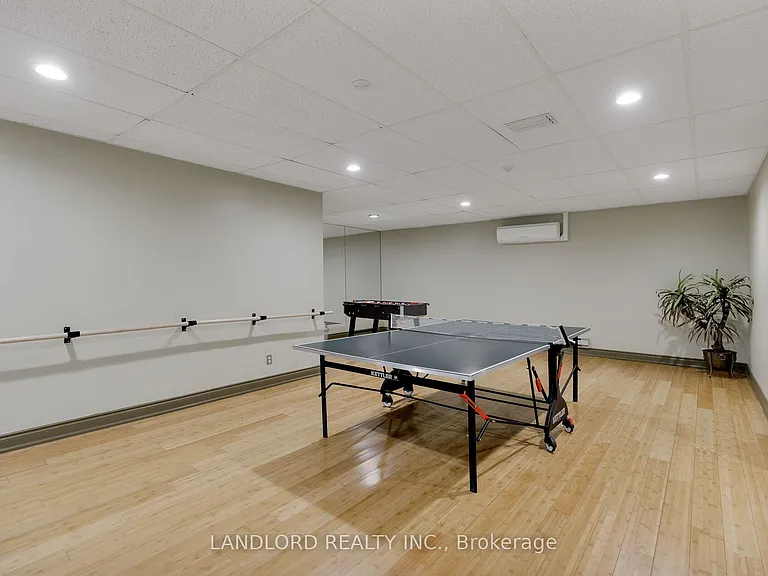 33 Harbour Sq #2208 — Photo 44