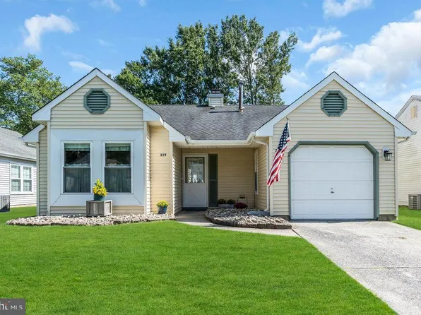 219 Mohican Ln, Little Egg Harbor, NJ 08087