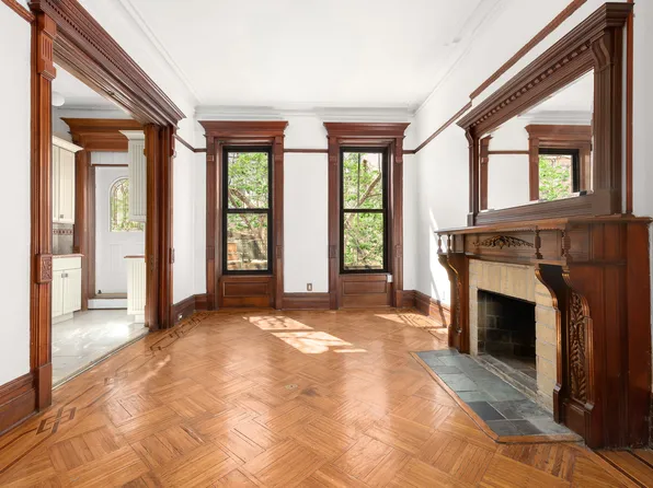 420 8th Street image 1 of 19