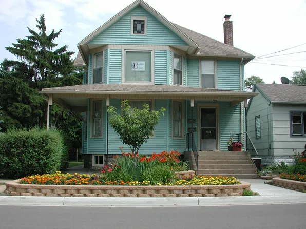 617 1/2 Lions Park Dr, Saint Joseph, MI 49085