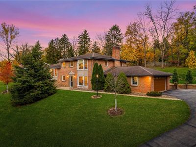 2421 Edgewood Dr, Pittsburgh, PA, 15241