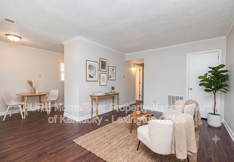 311 Christy Allyn Ct #3 — Photo 5