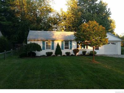 39 Errington Ter, Orchard Park, NY, 14127