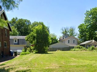 39 N Maple Ave, Ferguson, MO 63135