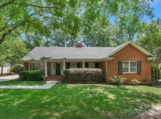 1316 Braeburn Rd, Charlotte, NC 28211