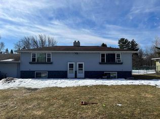 1116 E Vilas St, Marshfield, WI 54449