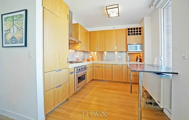 Rented by Town Residential | media 9