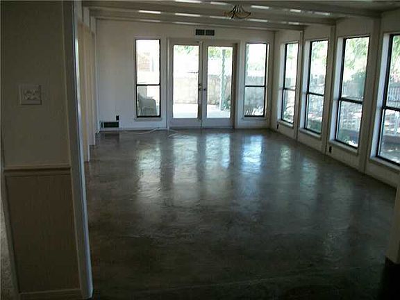4th image of 8908 Parkland Dr