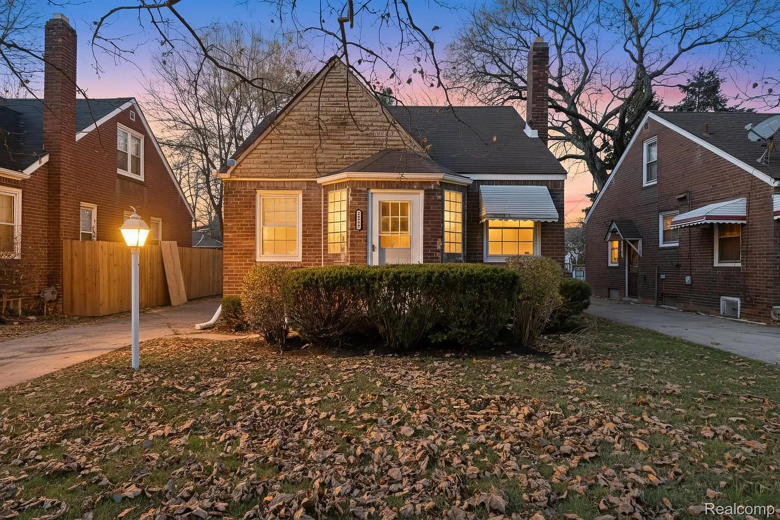 11285 Lakepointe St photo 1