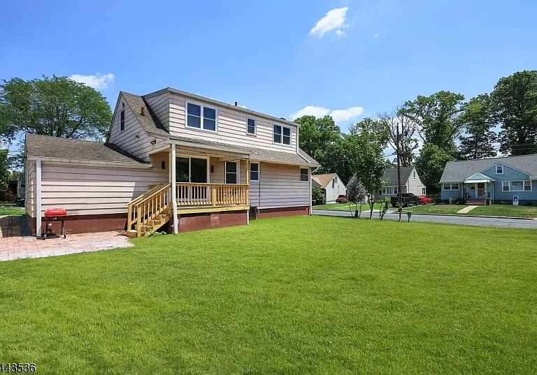 538 Dietz St — Photo 22
