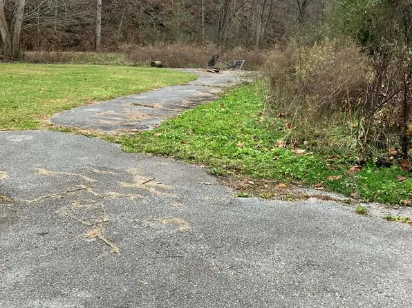 0 Desters Ln, Beaver, KY 41604