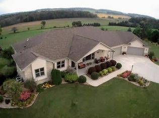 N8380 Bay View Rd, Mayville, WI 53050