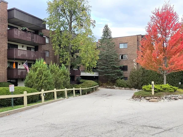 650 Whitney Ct APT 108, Gurnee, IL 60031