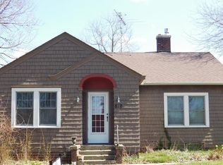 818 High St, Grinnell, IA 50112