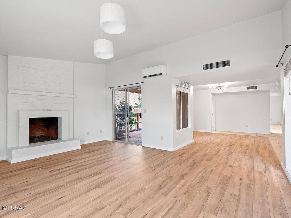 1st image of 2030 N Terraza De La Cienega
