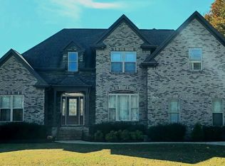 2226 Richard Garrett Dr, Christiana, TN 37037