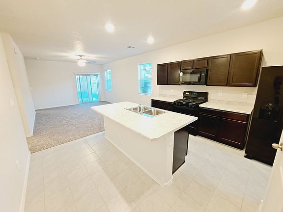 4th image of 710 Desert Senna Ave SW