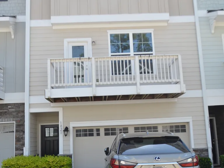 1021 Diamond Dove Ln — Photo 3