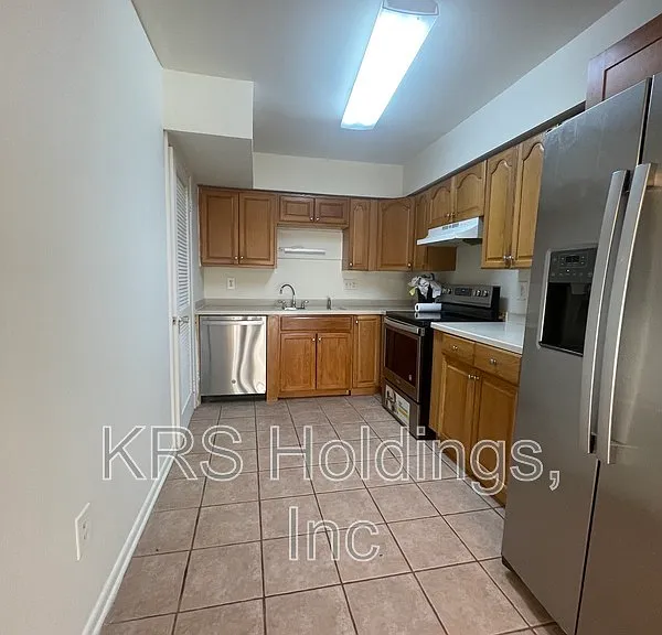 3828 Miramonte Pl #B — Photo 9