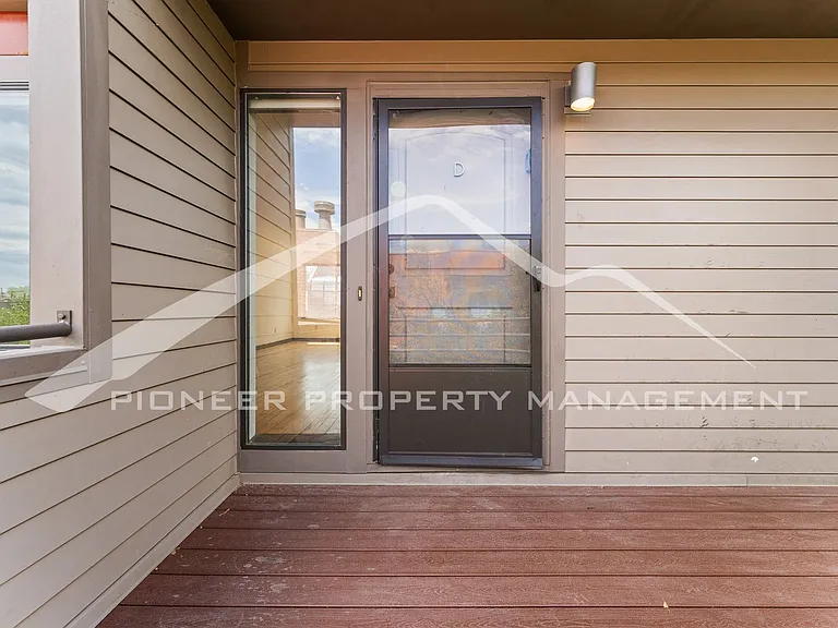 780 Walnut St #D — Photo 4