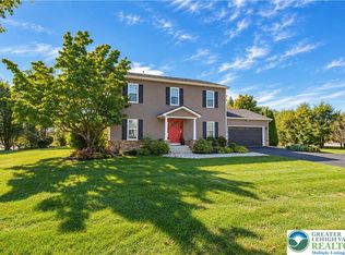 6425 Abbey Rd, Wind Gap, PA 18091