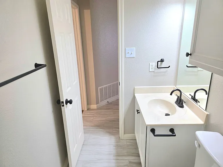 6613 Tierra Dr — Photo 12
