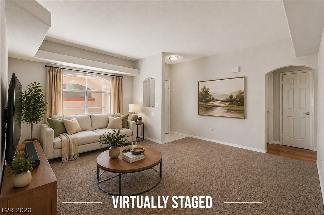 3 bed, 2.0 bath, 1112 sqft, $1,700 — Photo 1
