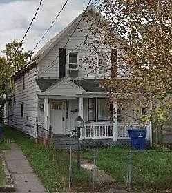 145 Arkansas St — Photo 2