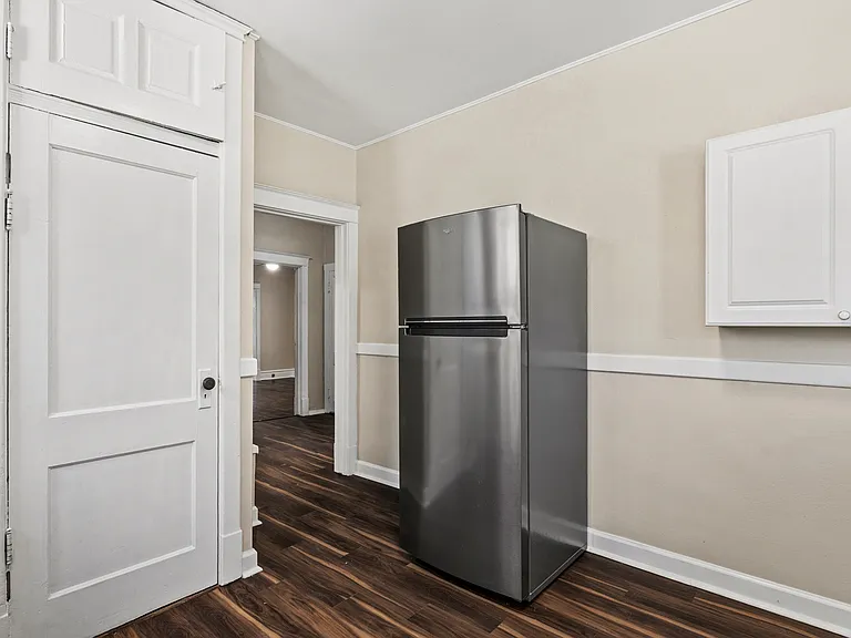 6026-28 Pershing Ave #6026 — Photo 14