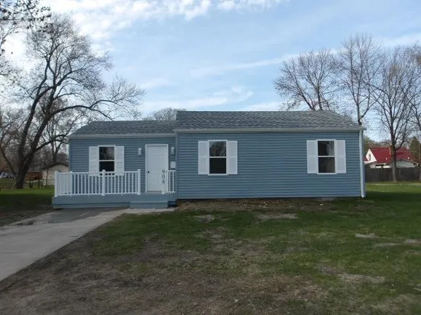 908 Merrill Ave, Loves Park, IL 61111