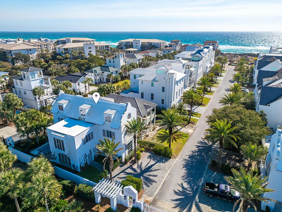 1st image of 19 Elysee Ct