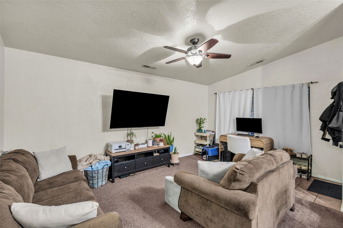 next background image